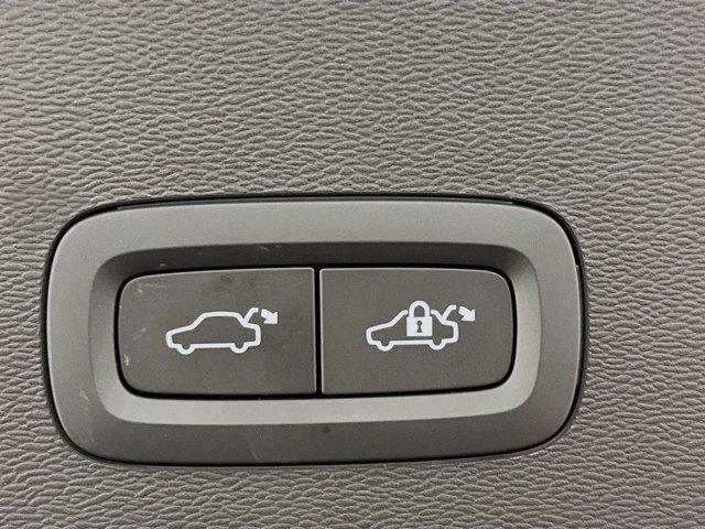 Photo of 2023 Black Stone Volvo C40 Recharge Pure Electric