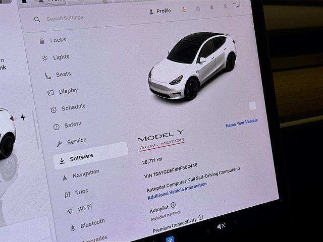 Photo of 2022 Pearl White Multi-Coat Tesla Model Y