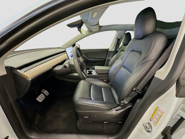 Photo of 2022 Pearl White Multi-Coat Tesla Model Y