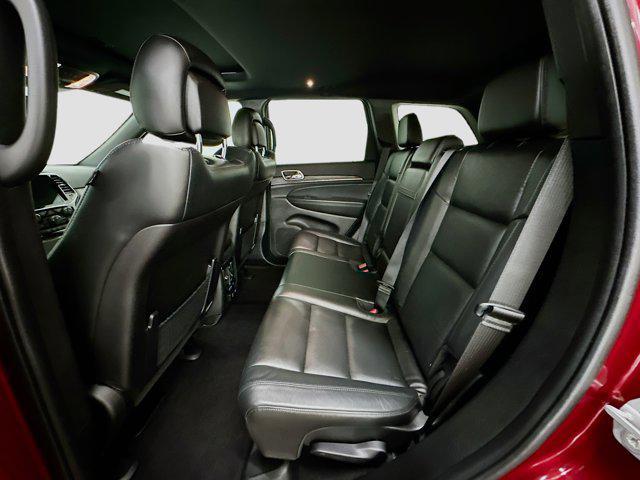 Photo of 2021 Velvet Red Pearlcoat Jeep Grand Cherokee