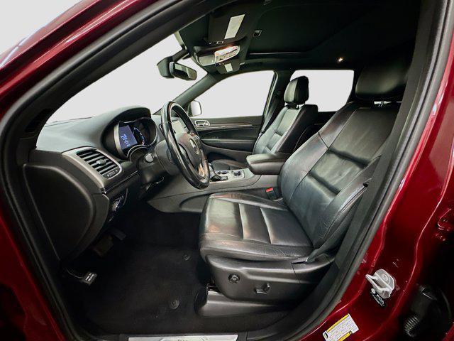 Photo of 2021 Velvet Red Pearlcoat Jeep Grand Cherokee