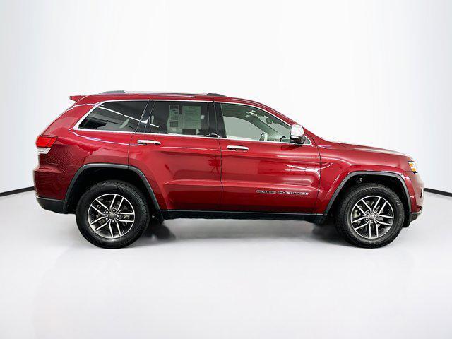 Photo of 2021 Velvet Red Pearlcoat Jeep Grand Cherokee