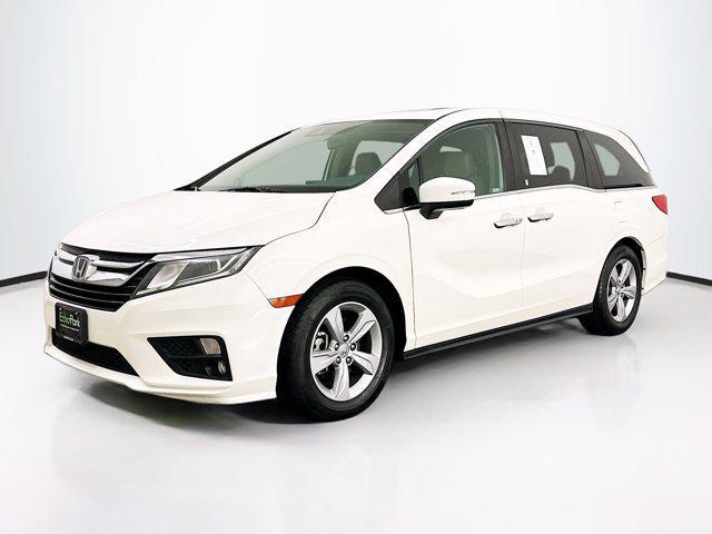 Photo of 2019 White Diamond Pearl Honda Odyssey