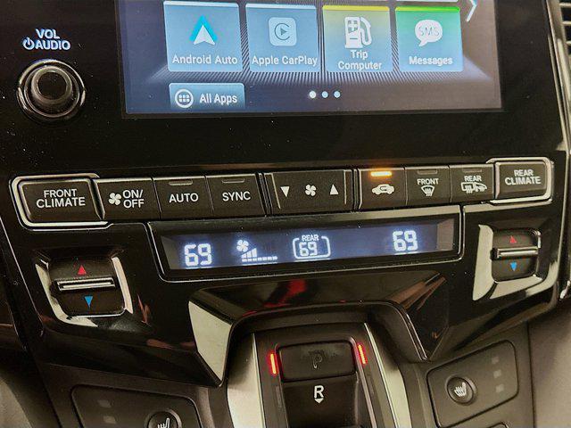 Photo of 2019 White Diamond Pearl Honda Odyssey