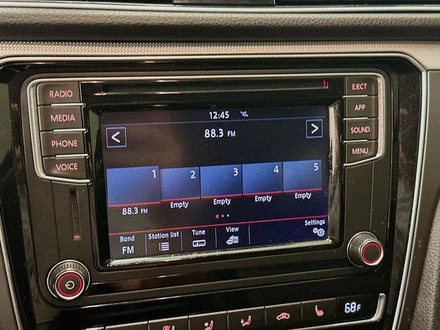 Photo of 2018 Tourmaline Blue Metallic Volkswagen Passat