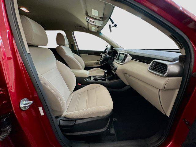 Photo of 2020 Passion Red Kia Sorento