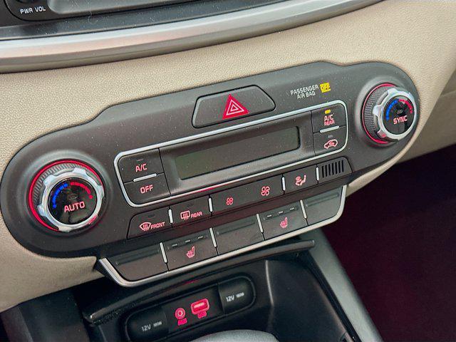 Photo of 2020 Passion Red Kia Sorento
