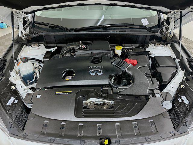 Photo of 2023 Radiant White INFINITI QX50