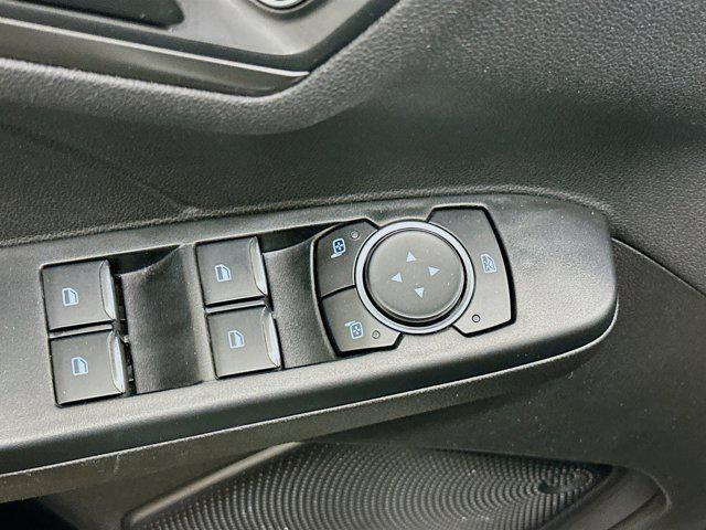 Photo of 2024 Iconic Silver Metallic Ford Escape