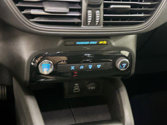 Photo of 2024 Iconic Silver Metallic Ford Escape