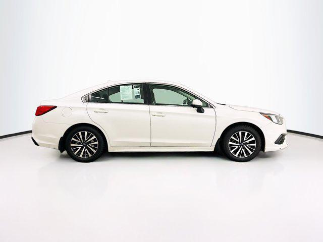 Photo of 2018 Crystal White Pearl Subaru Legacy