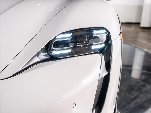 Photo of 2022 Chalk Porsche Taycan
