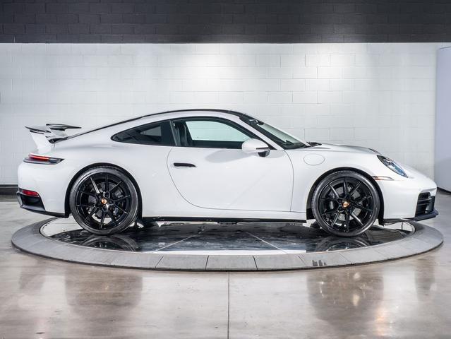 Photo of 2025  Porsche 911