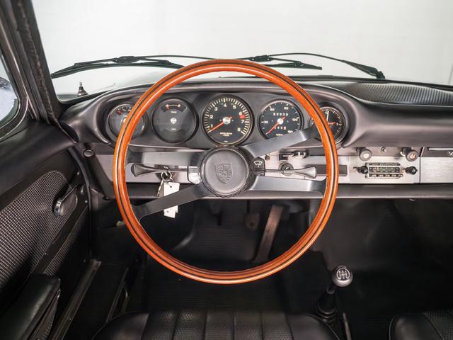 Photo of 1968 Irish Green Porsche 911