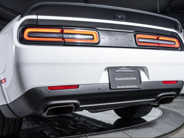 Photo of 2022 White Knuckle Clearcoat Dodge Challenger