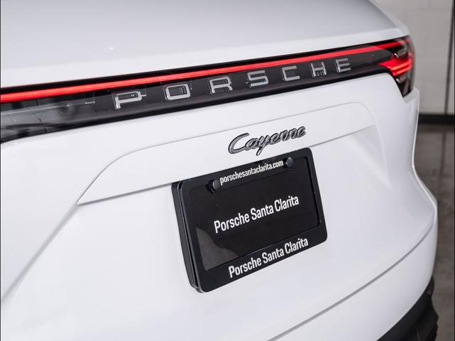 Photo of 2023 White Porsche Cayenne