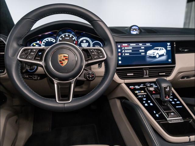 Photo of 2023 White Porsche Cayenne