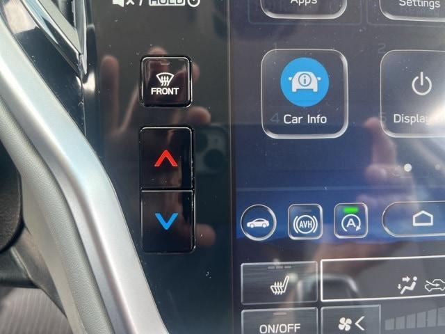 Photo of 2025 Ice Silver Metallic Subaru Outback