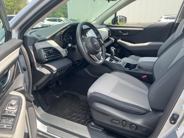 Photo of 2025 Ice Silver Metallic Subaru Outback