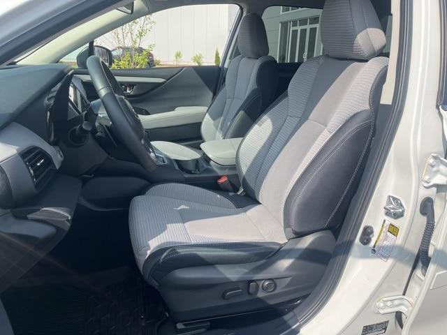 Photo of 2024 Crystal White Pearl Subaru Outback