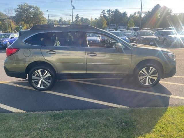 Photo of 2019 Wilderness Green Metallic Subaru Outback
