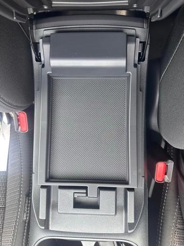 Photo of 2025 Crystal White Pearl Subaru Outback