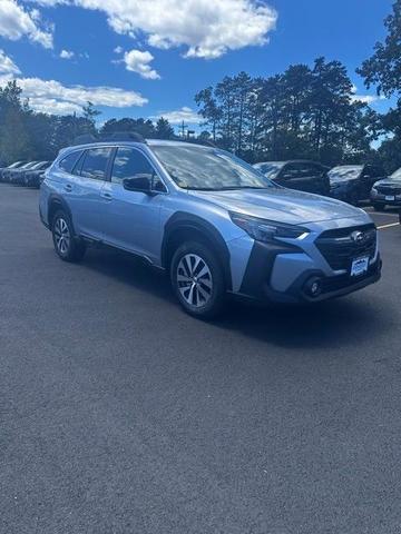 Photo of 2025 Ice Silver Subaru Outback