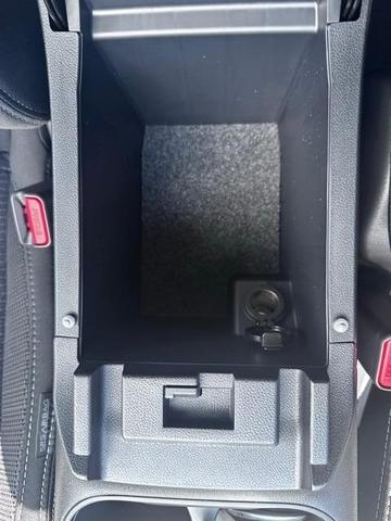 Photo of 2025 Ice Silver Subaru Outback