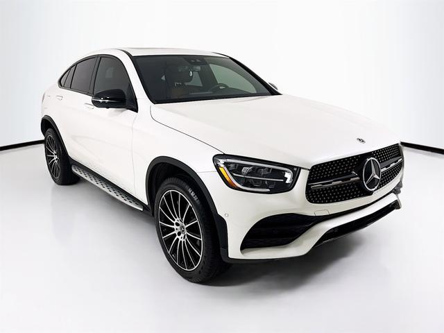 Photo of 2023 MANUFAKTUR Diamond White Metallic Mercedes-Benz GLC 300