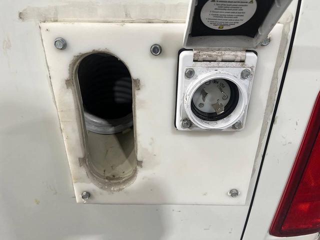 Photo of 2017 Glacier White Nissan NV Cargo NV2500 HD