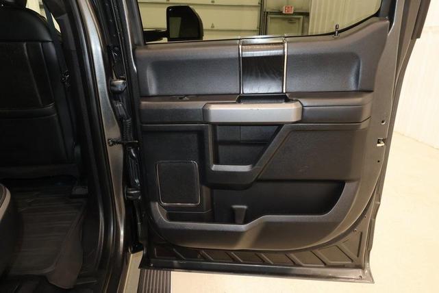 Photo of 2019 Magnetic Metallic Ford F-250