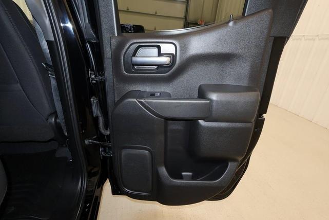 Photo of 2019 Black Chevrolet Silverado 1500