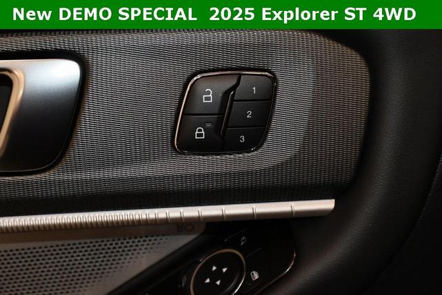 Photo of 2025 Vapor Blue Metallic Ford Explorer