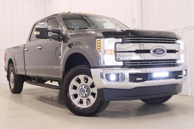 Photo of 2018 Magnetic Metallic Ford F-250