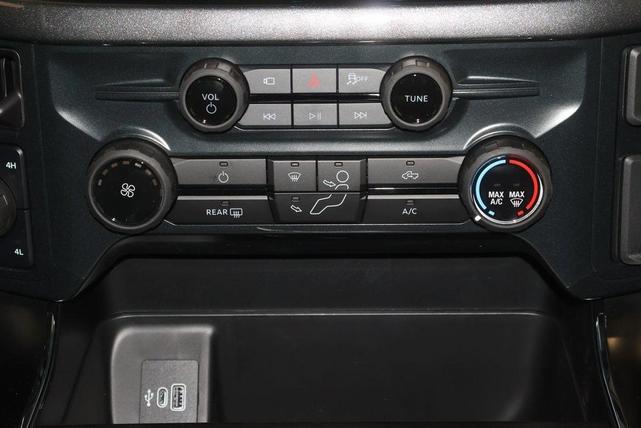 Photo of 2025 Agate Black Metallic Ford F-150