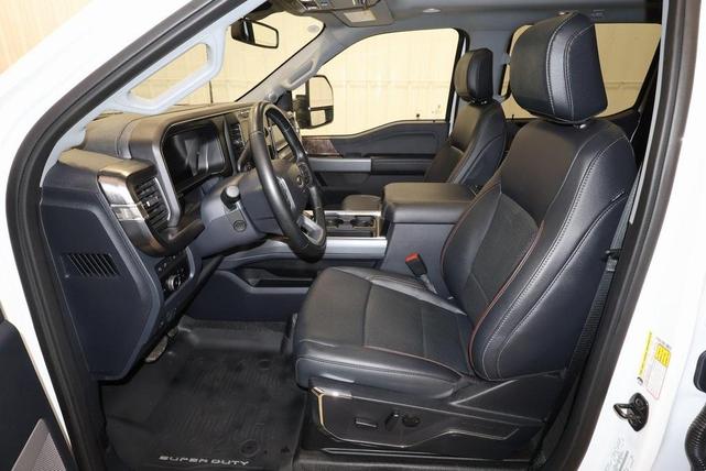Photo of 2023 Oxford White Ford F-350