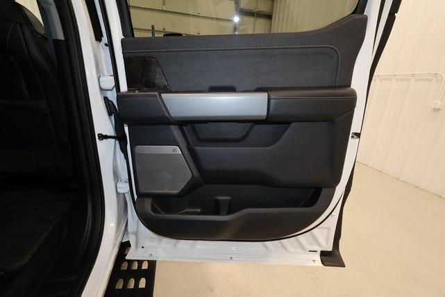 Photo of 2023 Oxford White Ford F-350