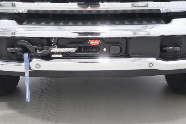 Photo of 2023 Oxford White Ford F-350