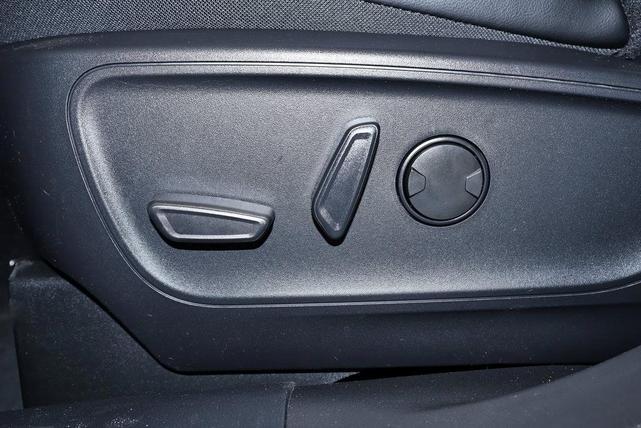 Photo of 2024 Agate Black Metallic Ford Escape