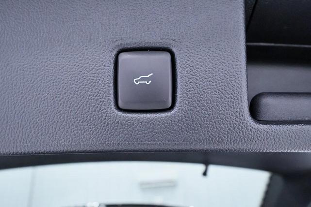Photo of 2024 Agate Black Metallic Ford Escape
