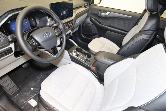 Photo of 2024 Agate Black Metallic Ford Escape