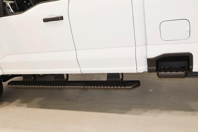 Photo of 2025 Oxford White Ford F-350