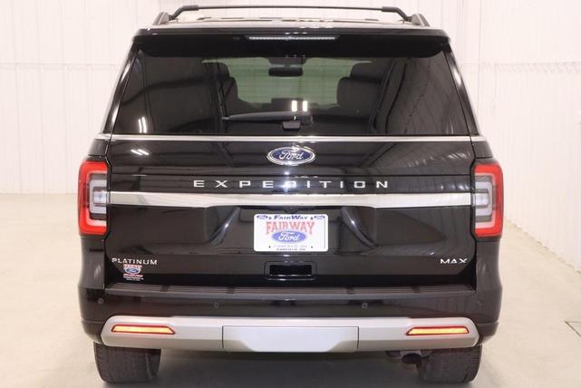 Photo of 2024 Agate Black Metallic Ford Expedition Max