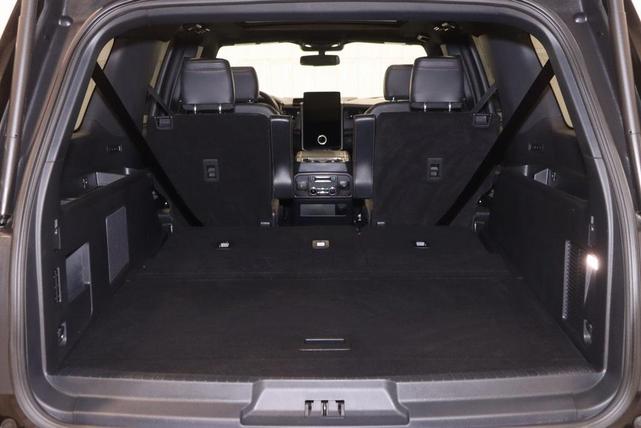 Photo of 2024 Agate Black Metallic Ford Expedition Max