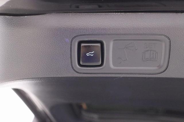 Photo of 2024 Agate Black Metallic Ford Expedition Max