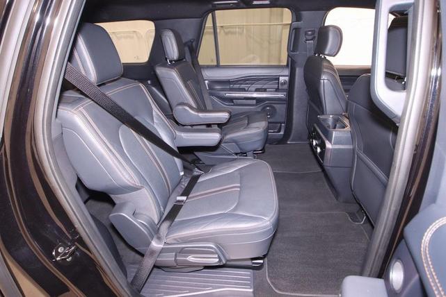 Photo of 2024 Agate Black Metallic Ford Expedition Max