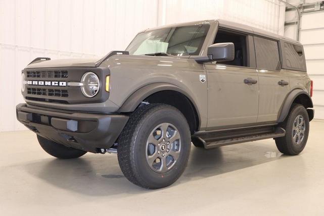 Photo of 2025 Gray Ford Bronco