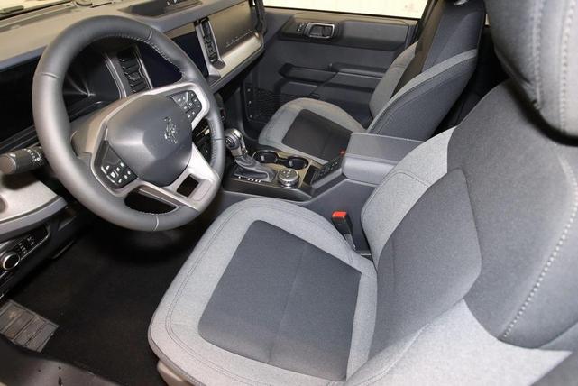 Photo of 2025 Gray Ford Bronco
