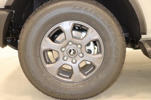 Photo of 2025 Desert Sand Ford Bronco