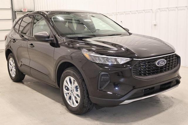 Photo of 2026 Agate Black Ford Escape